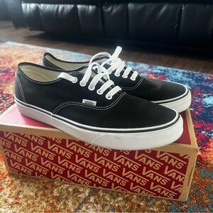 Vans Black and White Canvas Sneakers Low-Top